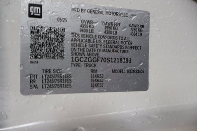 2025 Chevrolet Express Cargo 3500 WT