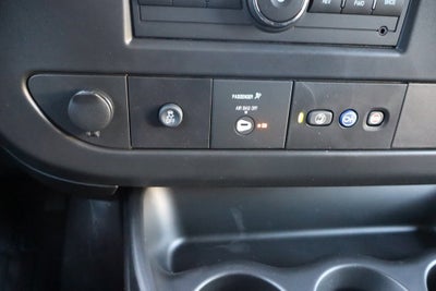 2025 Chevrolet Express Cargo 3500 WT