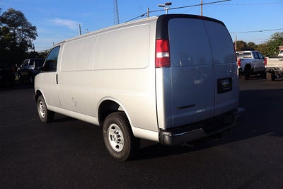 2025 Chevrolet Express Cargo 3500 WT