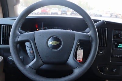 2025 Chevrolet Express Cargo 3500 WT