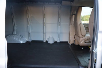 2025 Chevrolet Express Cargo WT