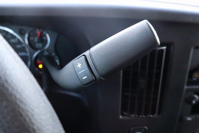 2025 Chevrolet Express Cargo 3500 WT