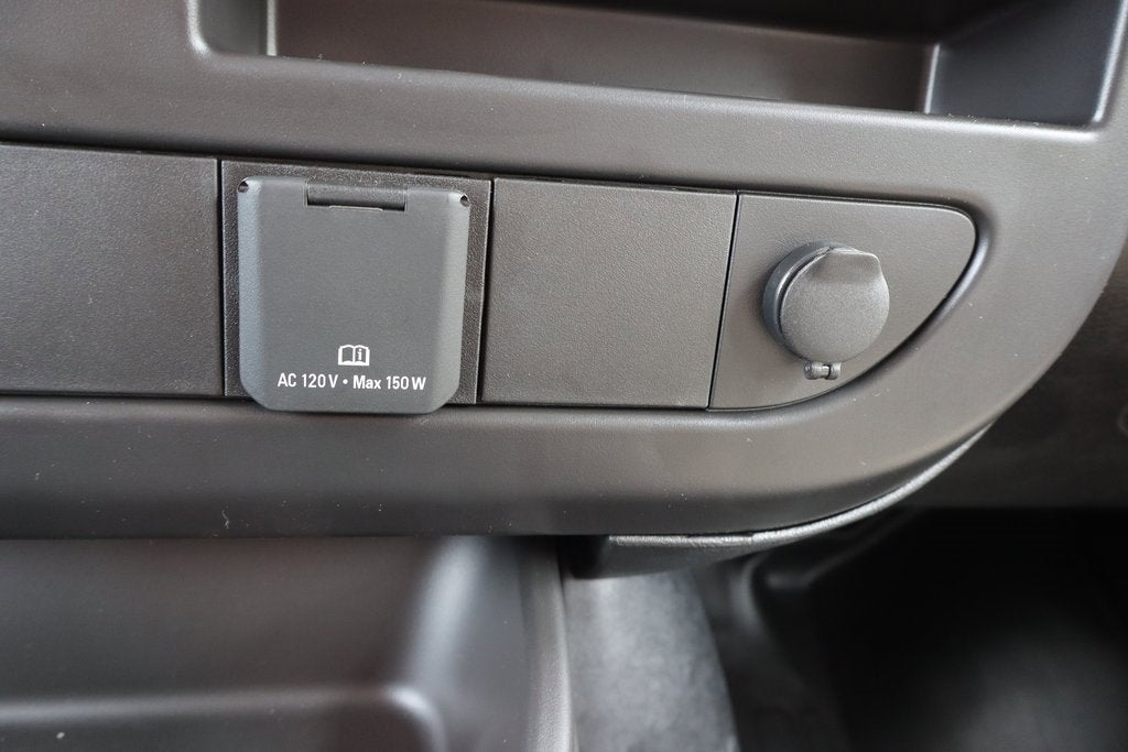 2025 Chevrolet Express Cargo 3500 WT