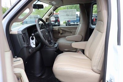 2025 Chevrolet Express Cargo WT