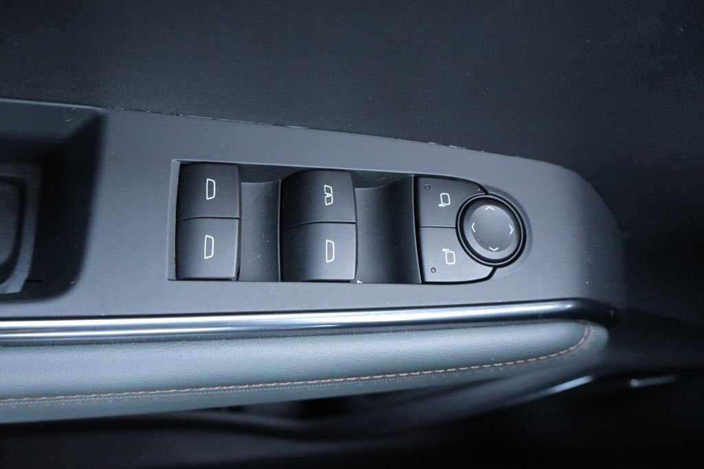 2025 GMC Acadia AT4