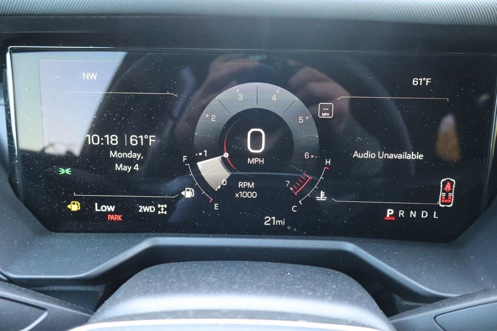 2025 GMC Acadia AT4