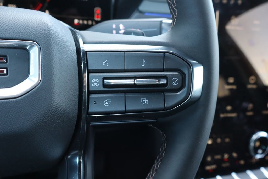 2025 GMC Acadia AT4