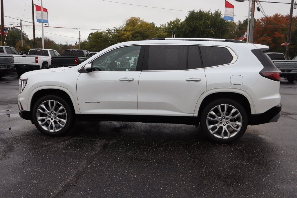 2024 GMC Acadia Denali