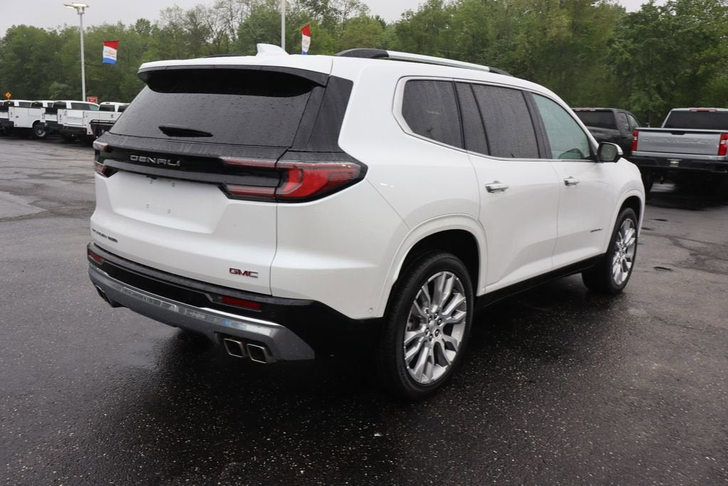 2024 GMC Acadia Denali