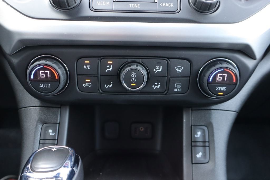 2017 GMC Acadia SLT