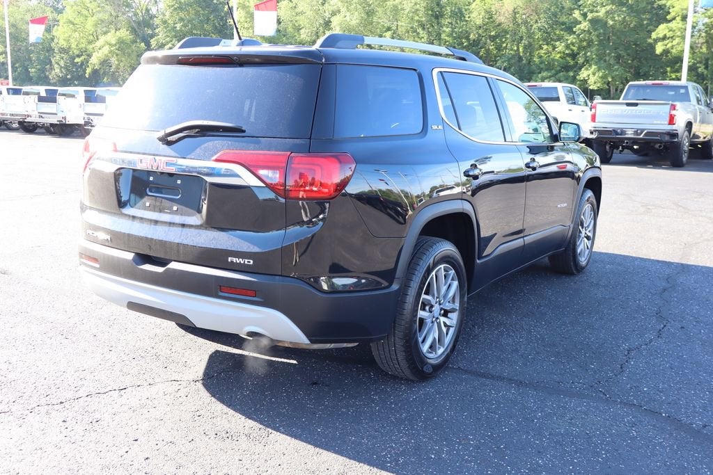2017 GMC Acadia SLE-2