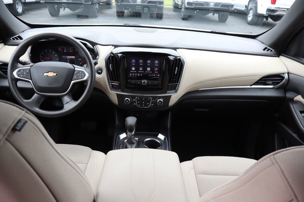 2023 Chevrolet Traverse LS