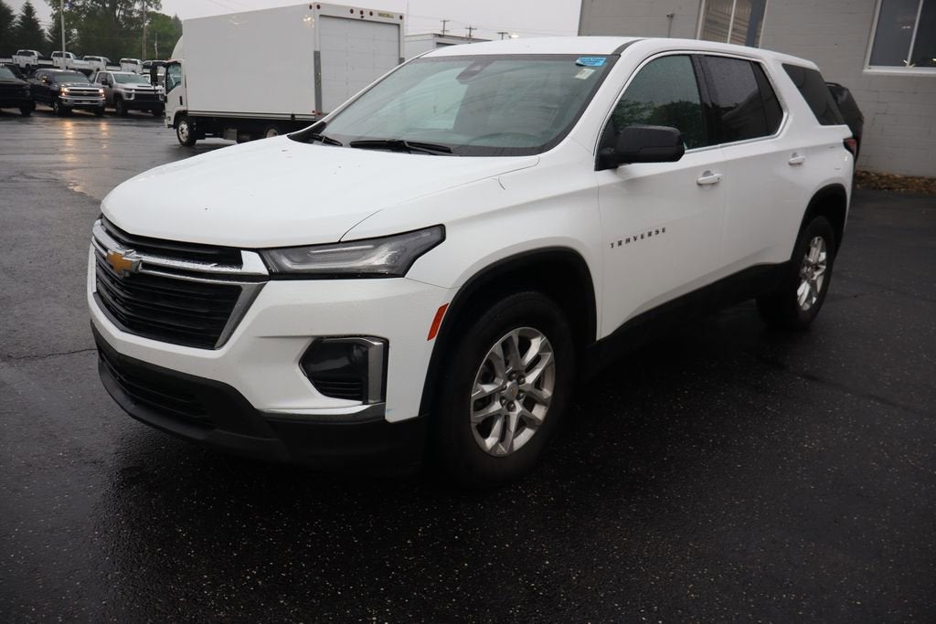 2023 Chevrolet Traverse LS