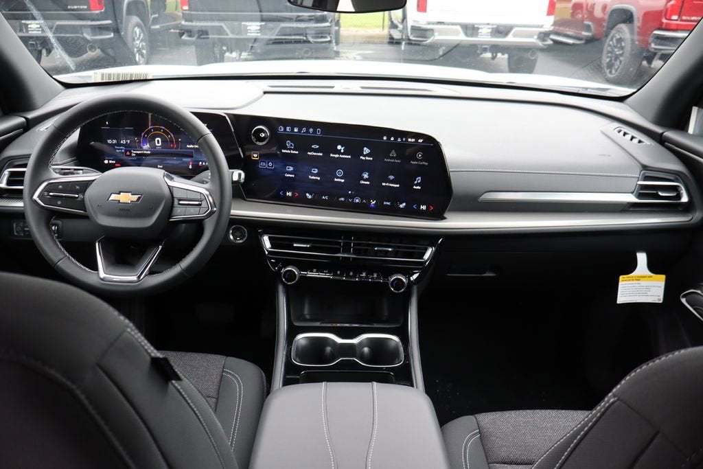 2026 Chevrolet Traverse FWD LT