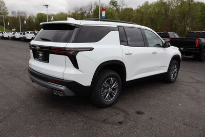2026 Chevrolet Traverse FWD LT