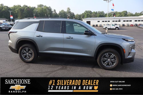 2024 Chevrolet Traverse LT