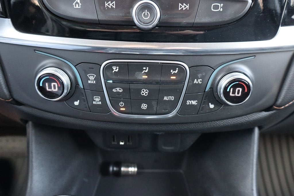 2020 Chevrolet Traverse LT