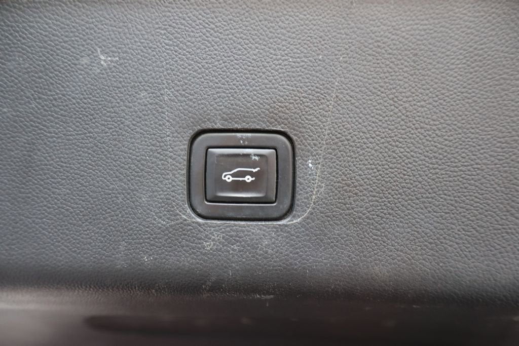 2020 Chevrolet Traverse LT