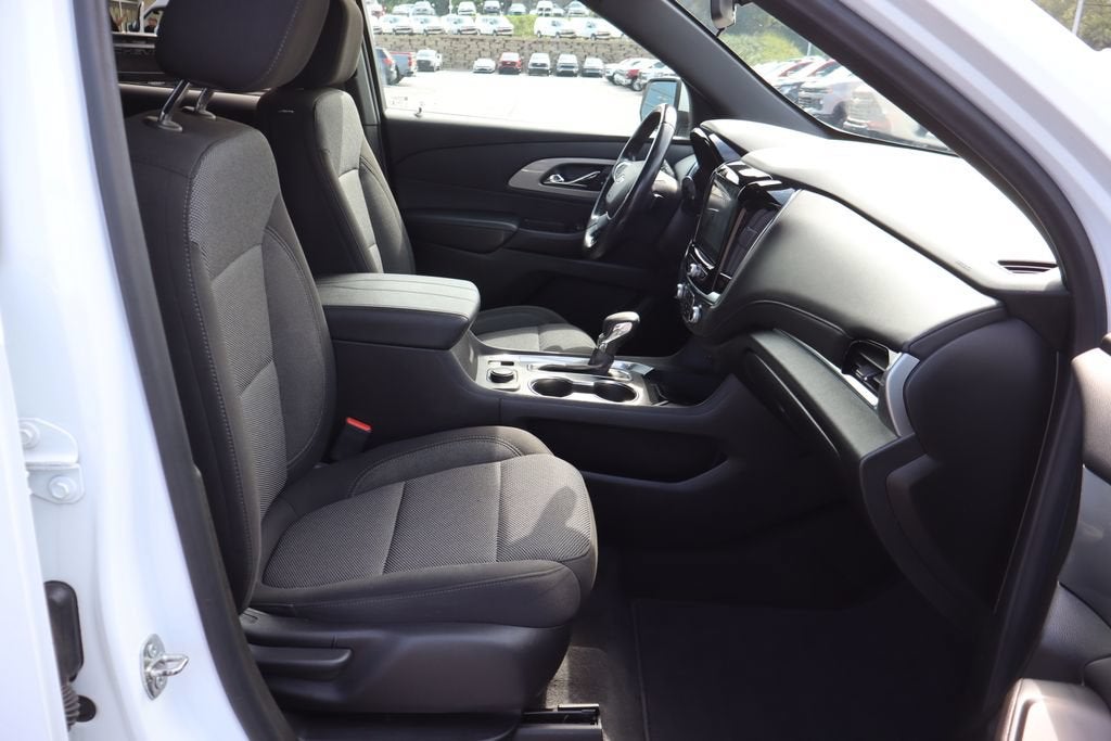 2022 Chevrolet Traverse LT