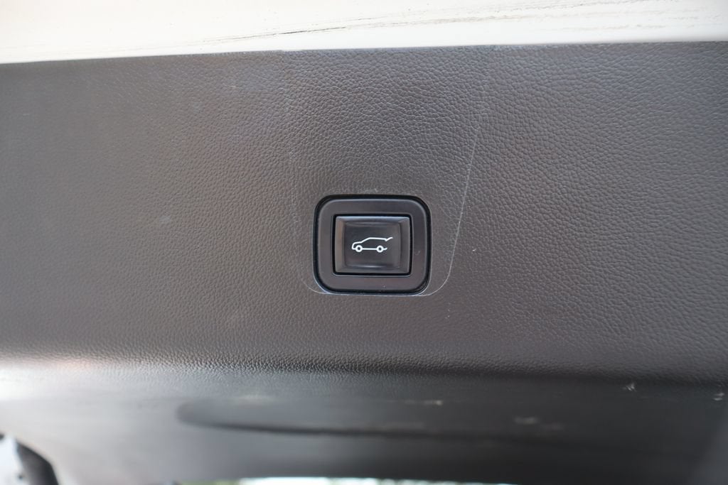 2022 Chevrolet Traverse LT