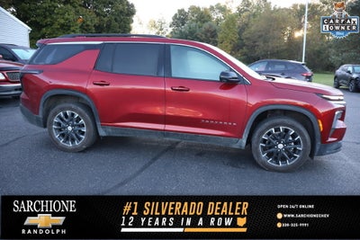 2025 Chevrolet Traverse LT