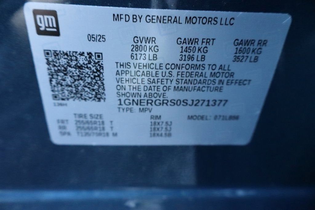 2025 Chevrolet Traverse LT