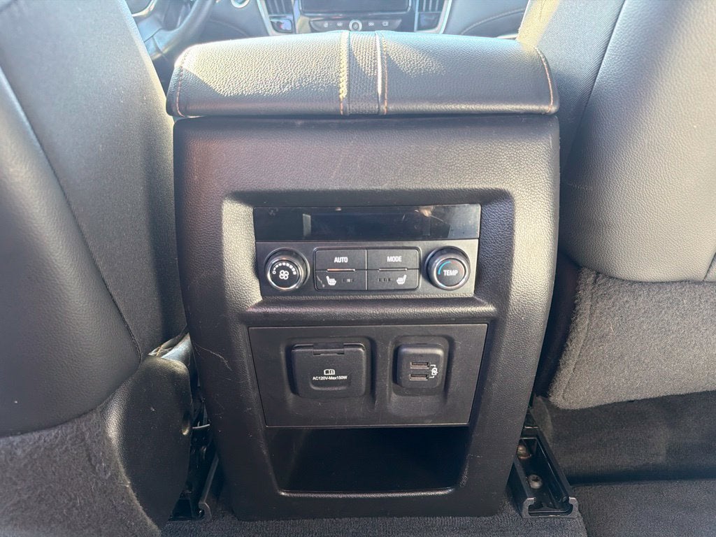 2019 Chevrolet Traverse Base