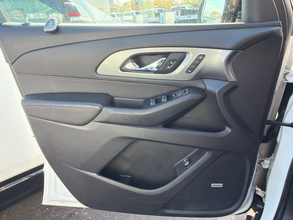 2019 Chevrolet Traverse Base