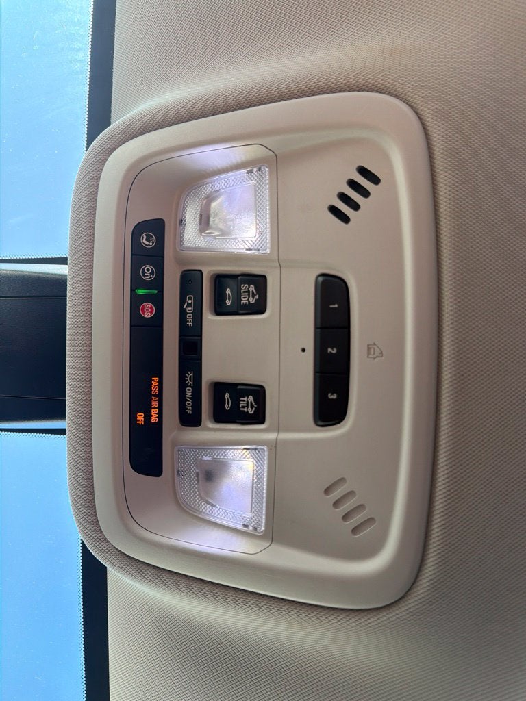 2019 Chevrolet Traverse Base