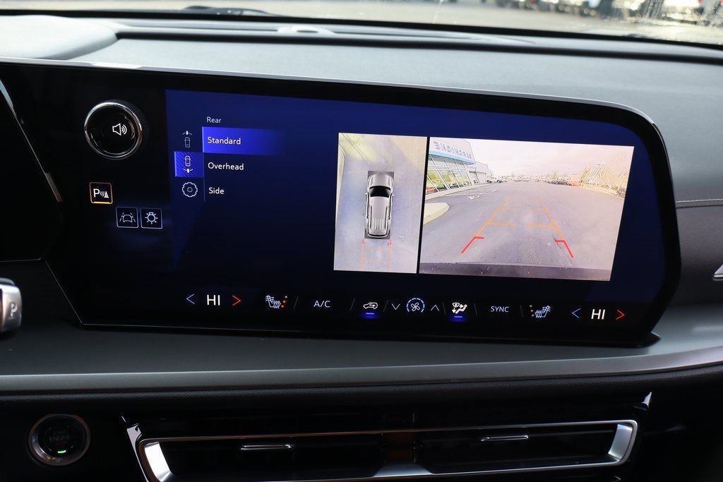 2024 Chevrolet Traverse LS