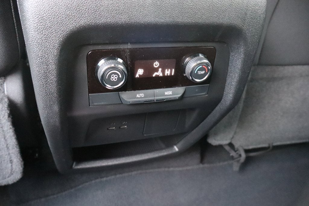 2024 Chevrolet Traverse LS