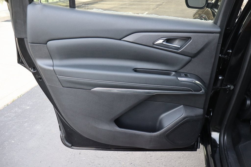 2024 Chevrolet Traverse LS