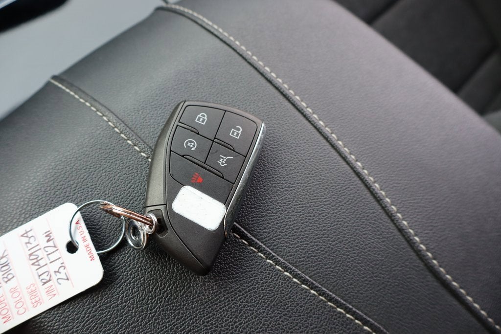 2024 Chevrolet Traverse LS