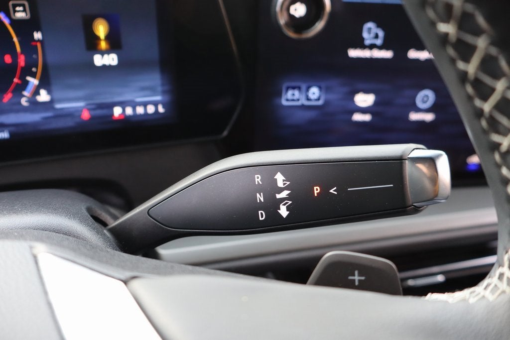 2024 Chevrolet Traverse LS