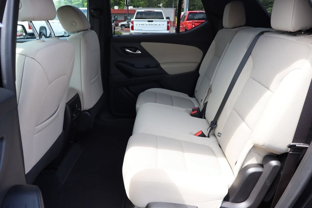 2022 Chevrolet Traverse LS