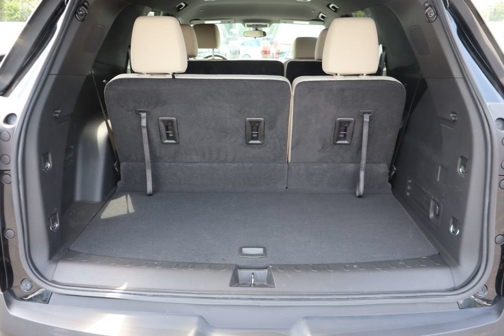 2022 Chevrolet Traverse LS