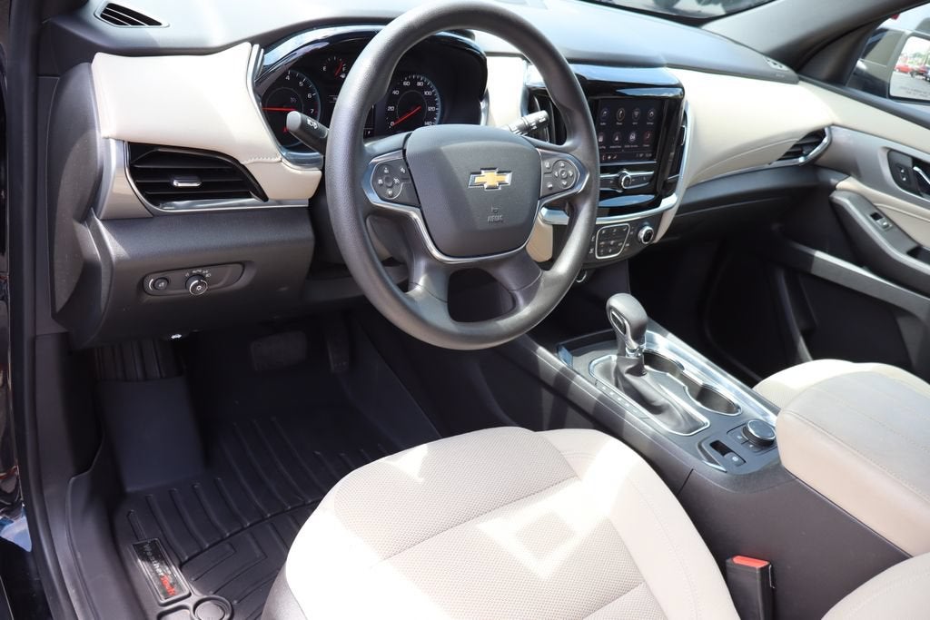 2022 Chevrolet Traverse LS