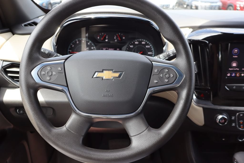 2022 Chevrolet Traverse LS