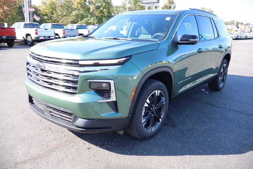 2027 Chevrolet Traverse LT
