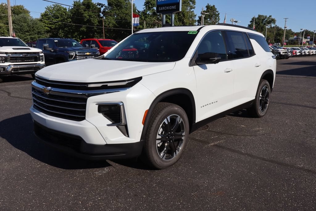 2027 Chevrolet Traverse LT