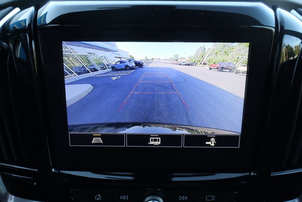 2023 Chevrolet Traverse LT