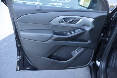 2023 Chevrolet Traverse LT