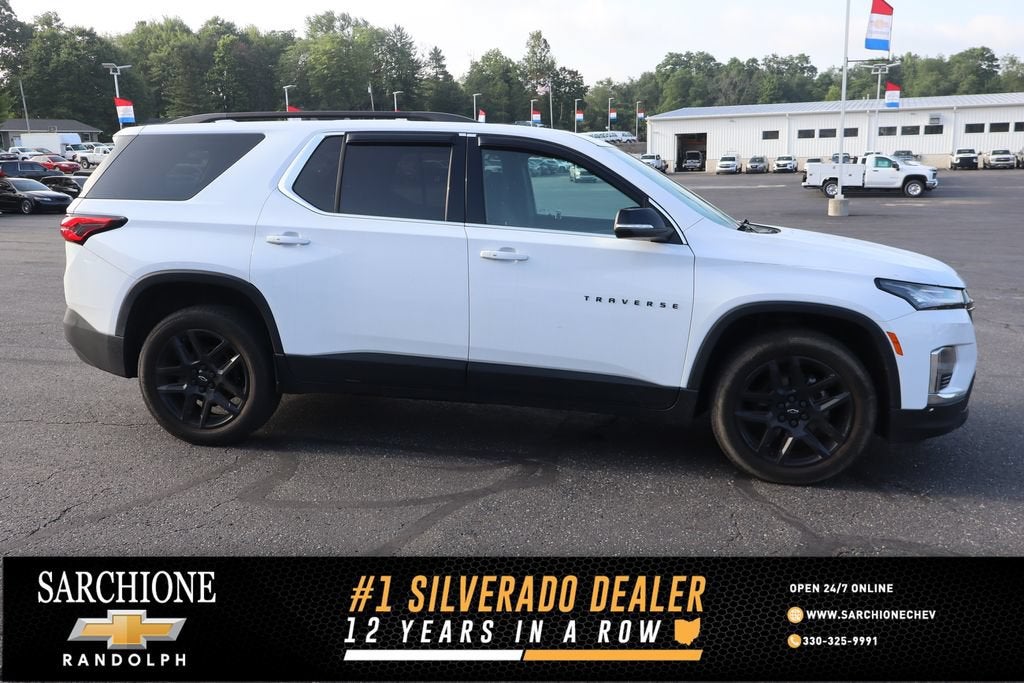 2022 Chevrolet Traverse LT