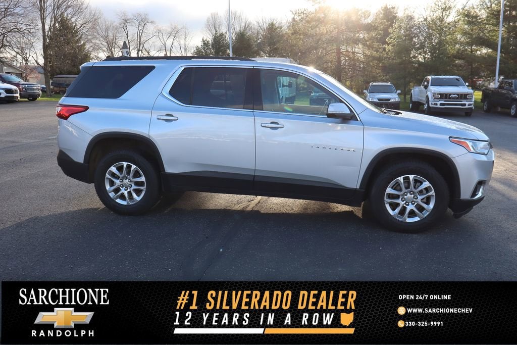 2021 Chevrolet Traverse LT Cloth