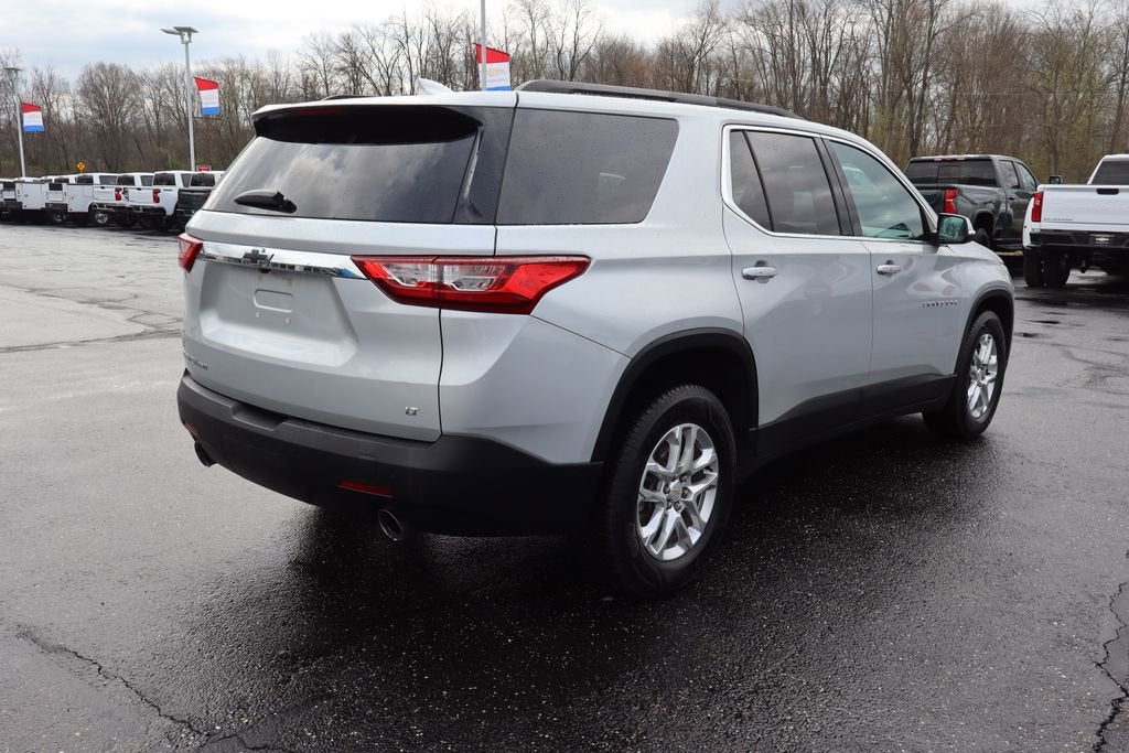 2021 Chevrolet Traverse LT Cloth