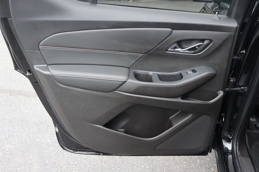 2021 Chevrolet Traverse LT