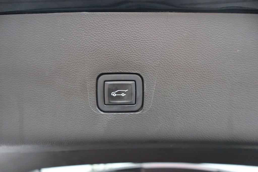 2021 Chevrolet Traverse LT