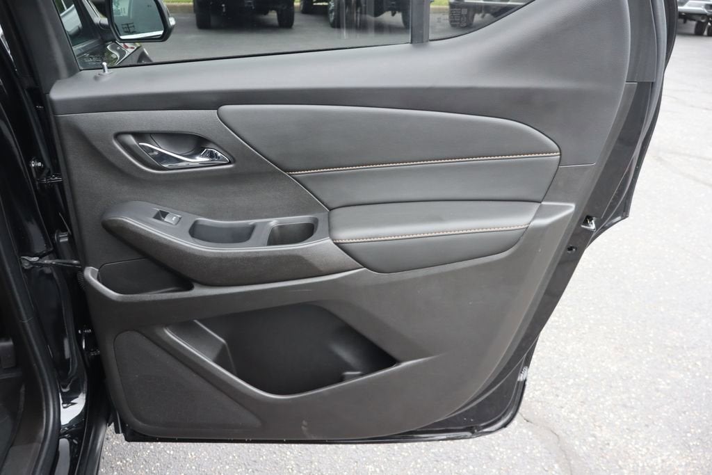 2021 Chevrolet Traverse LT