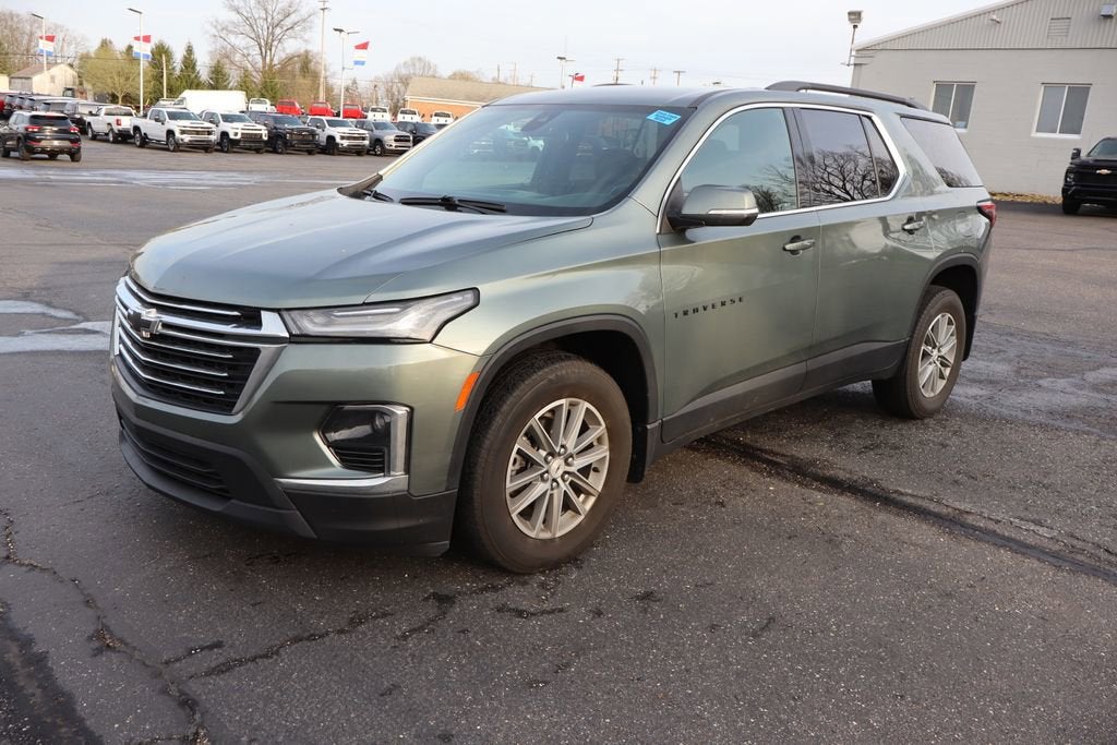 2023 Chevrolet Traverse LT Cloth