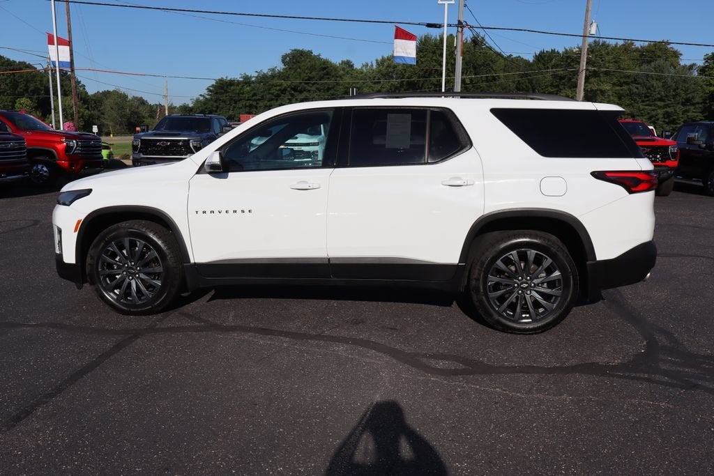 2022 Chevrolet Traverse RS